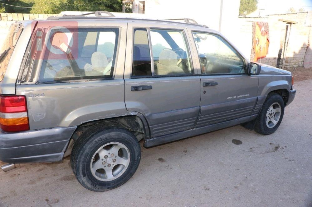 جيب جراند شيروكي